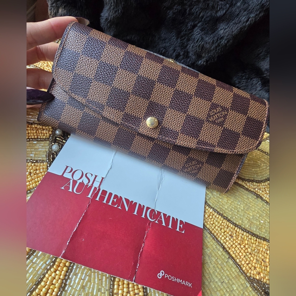 Authentic Louis Vuitton Ebene Damier Wallet